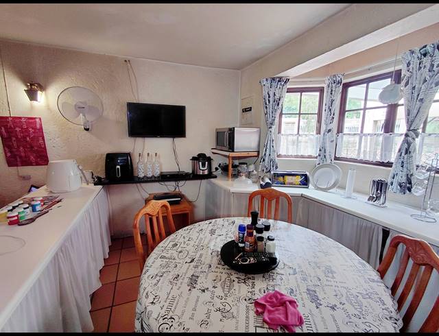 3 BEDROOM FREESTANDING FOR SALE IN BENDOR